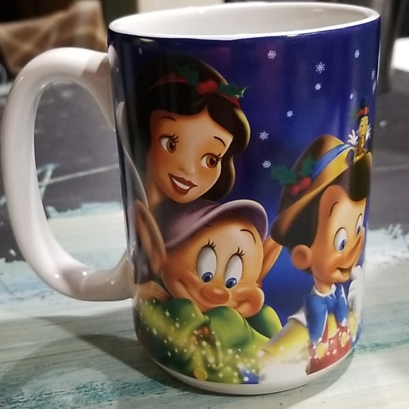 Disney Store 2004 mug - Picture 3 of 4